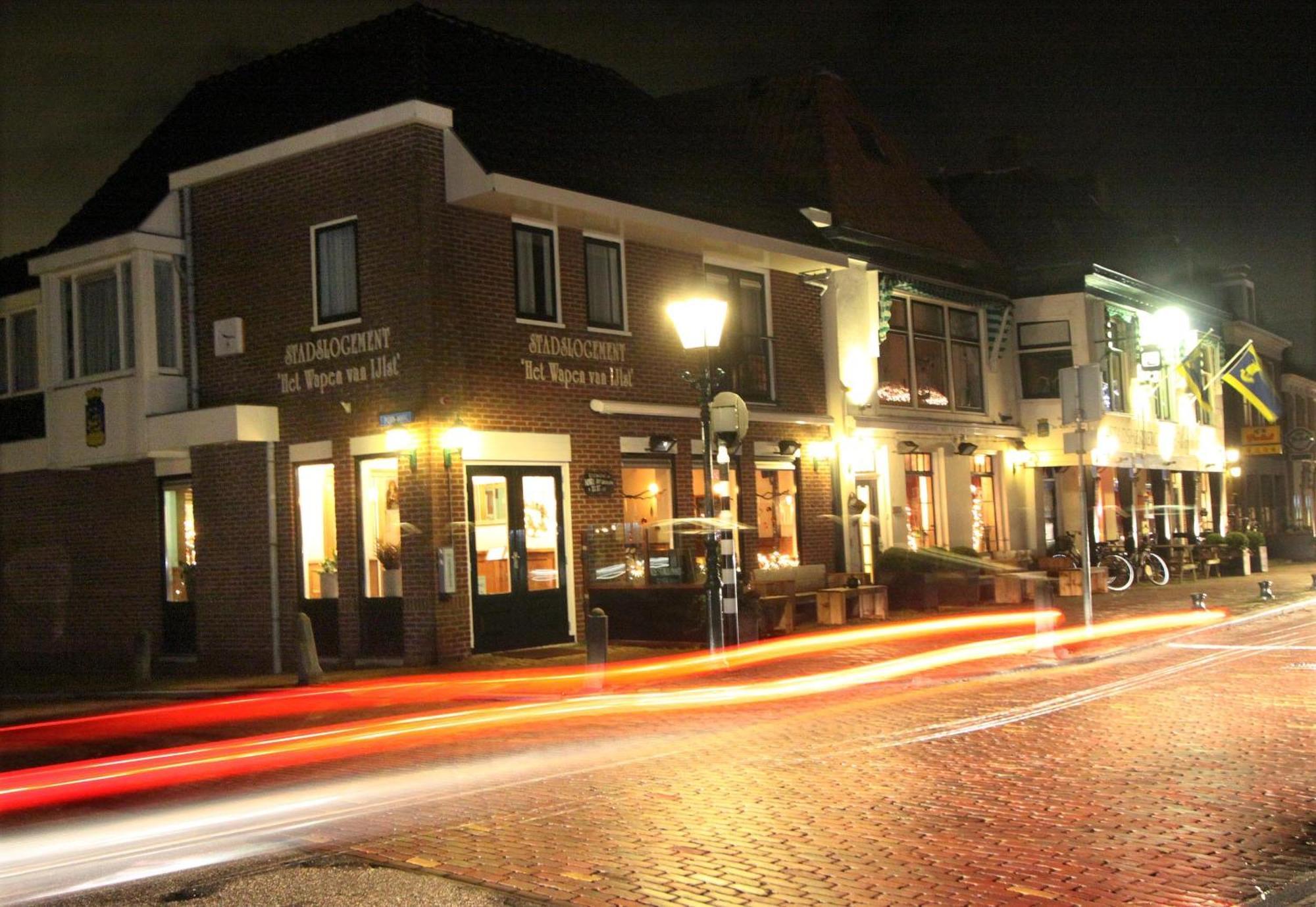 Stadsherberg 'Het Wapen Van Ijlst' Hotel Luaran gambar